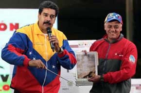 Maduro dice que la cara de Chávez apareció durante una excavación del Metro 

