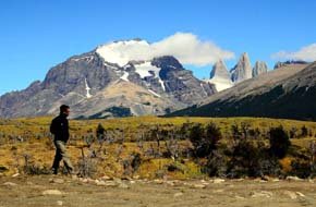Instalan cámaras de seguridad en Torres del Paine para prevenir incendios