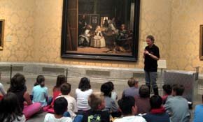David Amón dirige una obra de teatro sobre Las Meninas en el Museo del Prado