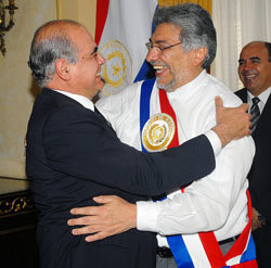 En la imagen de archivo, López Perito (i), junto al presidente Lugo 