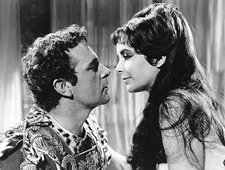 El cine ha idealizado la legendaria pareja formada por Marco Antonio y Cleopatra