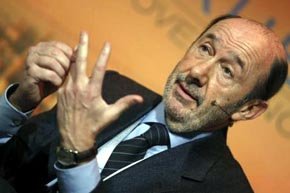 Rubalcaba cree un engaño la tarifa plana de cotización, que facilita los despidos 