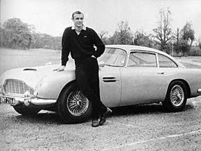 Ponen a la venta la mayor colección de coches del inmortal agente secreto James Bond