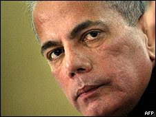 Rosales está pidiendo asilo en Perú