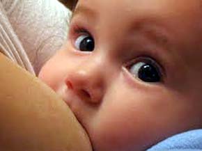 Bebés amamantados más tiempo mejoran sus capacidades