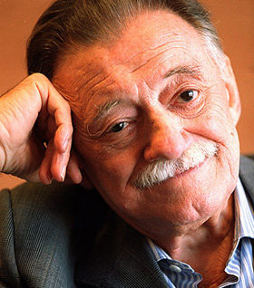 Mario Benedetti ya está de vuelta en su casa