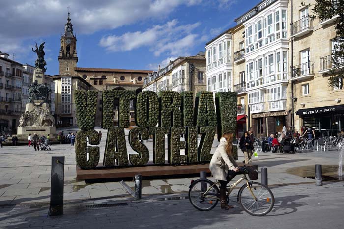 Ocho Apellidos Vascos (y otros tantos pintxos) Para Descubrir Vitoria