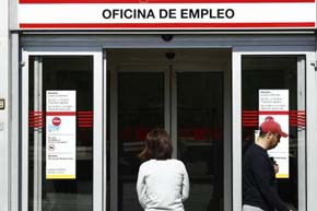 Sólo el 3% de los parados encuentra trabajo gracias a las oficinas de empleo