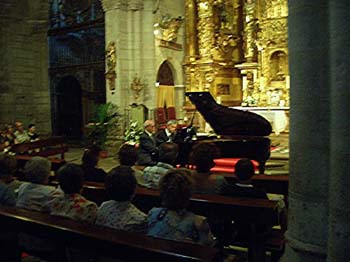 El dúo de piano a 4 manos Juan Mendívil-Dimitar Kanorov ofrecerá recital 