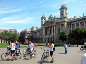 De Budapest a Pecs y de Pecs a Budapest