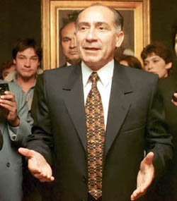 El ex general Lino Oviedo fue señalado por Lugo en septiembre de 2008, como el cerebro de una intentona golpista contra su gobierno