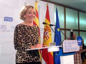 Aguirre dijo que se sintió 'tratada como una terrorista' y que los agentes de movilidad 'mienten, mienten, mienten'.