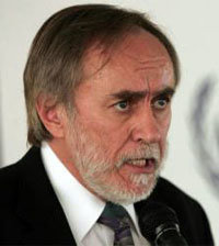 El alto comisionado de los Derechos Humanos de las Naciones Unidas en Bolivia, Denis Racicot