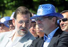 El presidente del Gobierno, Mariano Rajoy, junto al ministro de Justicia, Alberto Ruiz-Gallardón. Foto: PP