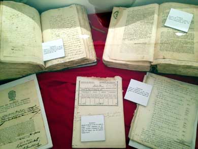 El CCP expone la bibliografía de los fondos de la biblioteca Cánovas del Castillo relacionada con la Guerra de la Independencia