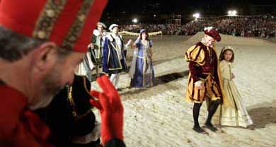 Laredo celebra, un año más, el Último Desembarco de Carlos V