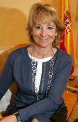 Esperanza Aguirre (imagen de archivo, cree que la “apretada de cinturón” debe comenzar por los que más ganan 