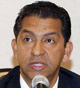Lucio Gutiérrez cree que José Miguel Insulza , secretario general de la OEA actúa de manera partidista en el conflicto hondureño 