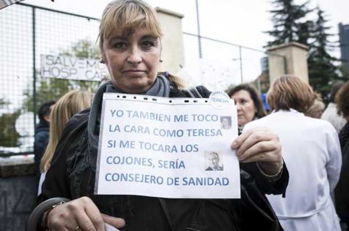 La Enfermería aplaude el 'cambio de rumbo' del Gobierno frente al ébola 
