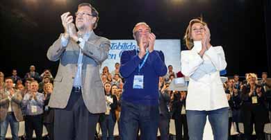 Monago mintió: ahora reconoce que sí pagó con dinero público viajes privados…, pero Rajoy le da “todo su apoyo”