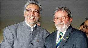 Fernando Lugo (i) y Luiz Inácio Lula da Silva lograron un histórico acuerdo sobre la energía de Itaipú. 