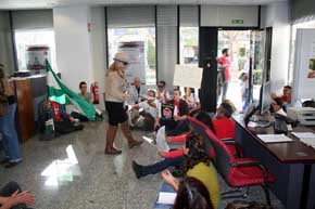 La Plataforma 22M Marbella-San Pedro Alcántara ocupa varias sucursales bancarias del municipio