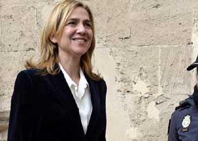 La Infanta devuelve en el juzgado los casi 600.000 euros de los que se lucró