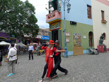 El Tango Sigue Vivo