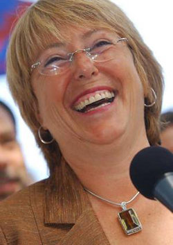 La presidenta Bachelet mantiene altos niveles de aceptación a pocos meses de dejar su cargo 