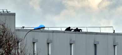 La policía mata a los dos sospechosos del ataque contra el semanario Charlie Hebdo