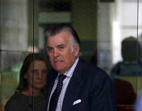 Luis Bárcenas a la salida de la Audiencia Nacional. (EFE)