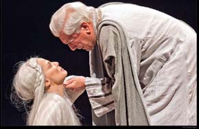 Los Cuentos de la Peste” de Mario Vargas Llosa en el Teatro Español, dirigidos por Juan Ollé
