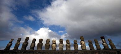 Desvelan el misterio de los Rapa Nui: ni se quitaron la vida ni les mataron los europeos
 
 