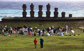 Desvelan el misterio de los Rapa Nui: ni se quitaron la vida ni les mataron los europeos
 
 