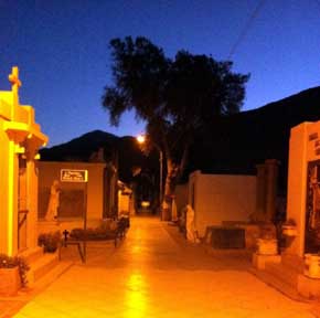 El cementerio de Copiapó se suma a los tours patrimoniales gratuitos que Sernatur organiza este verano