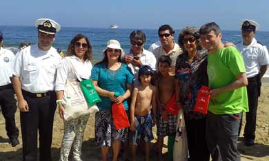 Fomentan la limpieza de playas en visitantes al borde costero de Viña del Mar