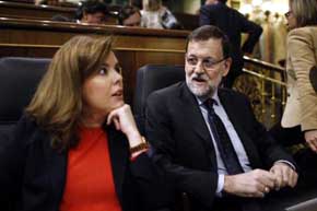 Rosa Díez pregunta a Rajoy si duerme tranquilo por las noches sabiendo lo que sufre la gente por sus 'malas políticas' 

