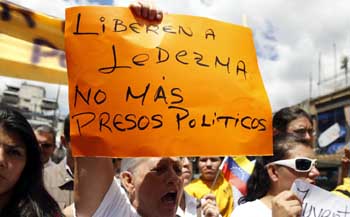 Podemos rompe el silencio sobre Venezuela: “No nos gusta que se detengan alcaldes”