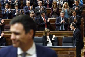 Pedro Sánchez y Mariano Rajoy, en el debate del Estado de la Nación. (EFE)