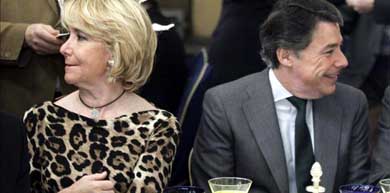 La presidenta del PP de Madrid, Esperanza Aguirre, junto al presidente de la Comunidad de Madrid, Ignacio González…, sus horizontes parece que les separan después de años de colaboración estrecha. EFE