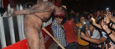 Una multitud sacó a un violador de su celda en la India y le linchó hasta morir Caisii Mao - 