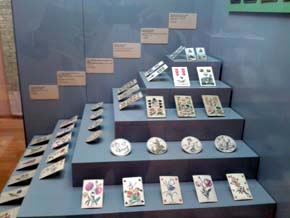 El Museo Fournier de Naipes de Vitoria expone más de 20.000 piezas