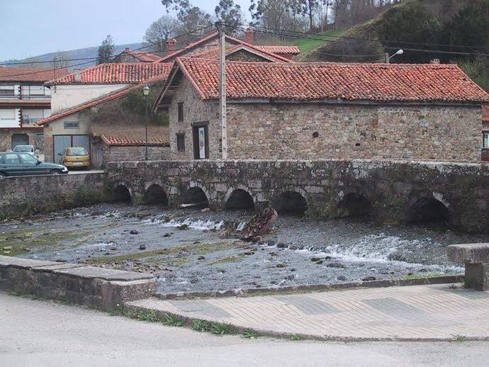 Ruente, Los Bosques