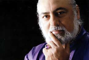 Ramsés Naser, autor cubano residente en Miami, de una biografía no autorizada de Fidel Castro