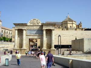 Once horas en CÓRDOBA disfrutando de su historia, su cultura, su gastronomía y de su gente
 