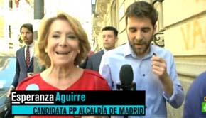 Así huye Aguirre de dar explicaciones: calla sobre el escándalo de su marido y ataca al que pregunta