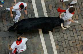 Pamplona. Cuarto encierro, calle Estafeta 