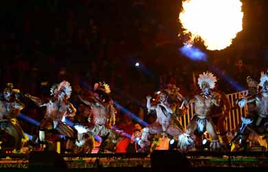 Bailarines de Isla de Pascua abrieron la Copa América 2015