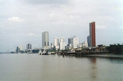Guayaquil, la ciudad mas poblada del Ecuador, es la elegida por el “escuadrón de limpieza social” para comenzar con su acción contra el delito