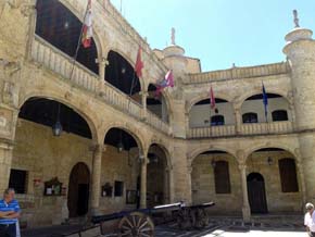 Ciudad Rodrigo entre Madrid y Oporto